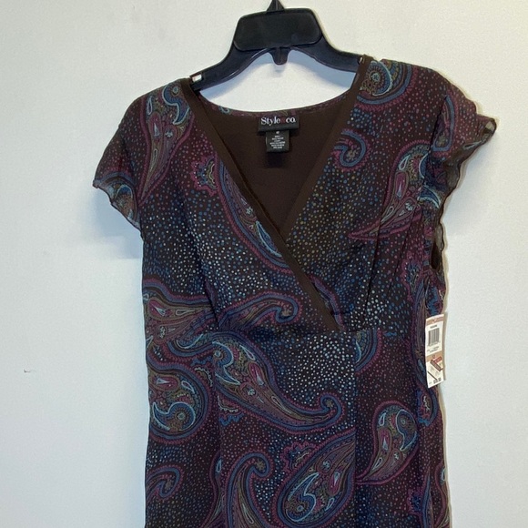 Style and Co  Dotted Paisley Folkloric VNeck Handkerchief Dress Size 12 - Picture 3 of 13